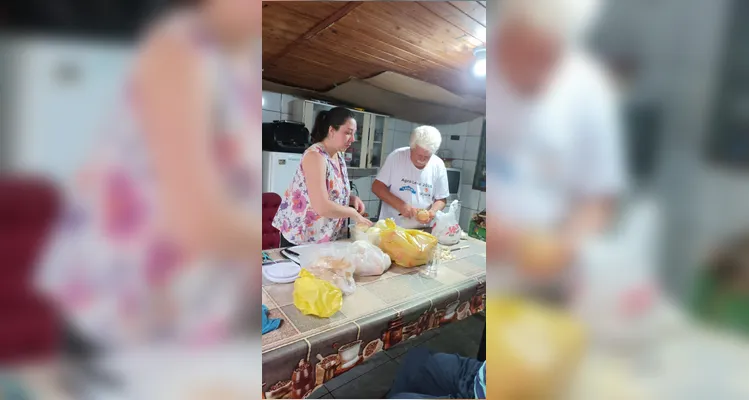'Natal Solidário Olarias' presenteia crianças com cestas básicas em PG