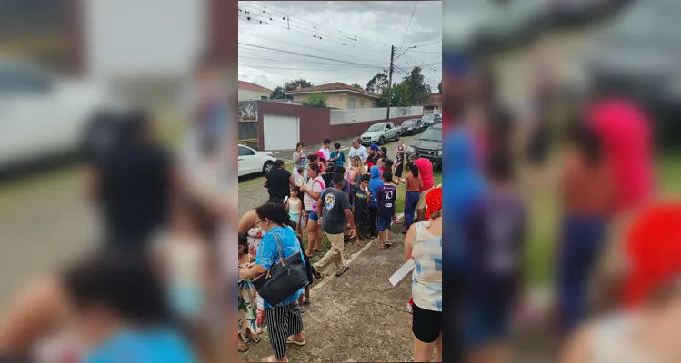 'Natal Solidário Olarias' presenteia crianças com cestas básicas em PG