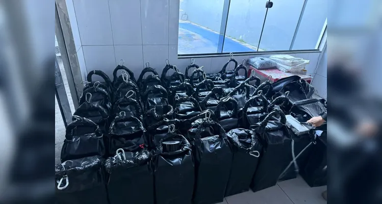 Foram apreendidos 1,2 toneladas de cocaína em Paranaguá, no litoral do Paraná