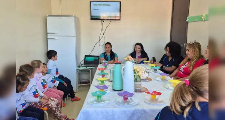 Alunos do CMEI Profª Elisiane do Rocio Hilgemberg Manys em processo educativo