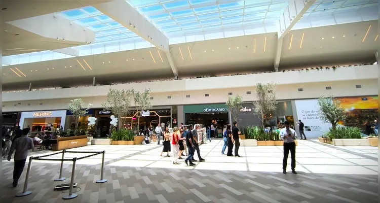 Shopping Plaza Campos Gerais é aberto ao público em Ponta Grossa