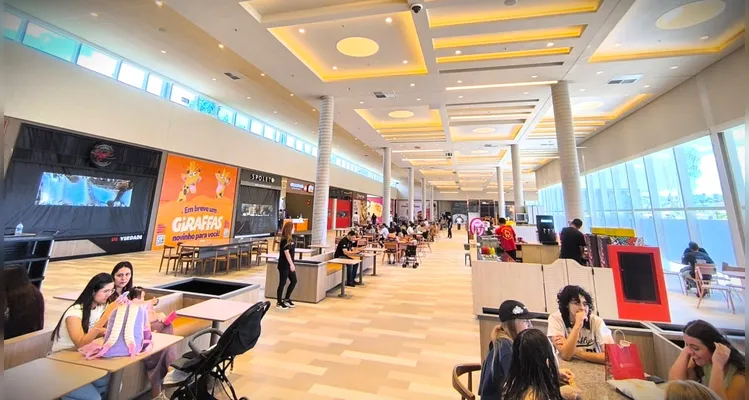 Shopping Plaza Campos Gerais é aberto ao público em PG