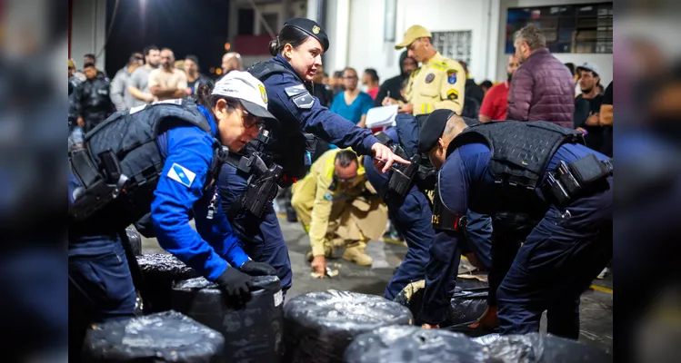 Várias equipes da Prefeitura se mobilizam para ajudar à comunidade afetada