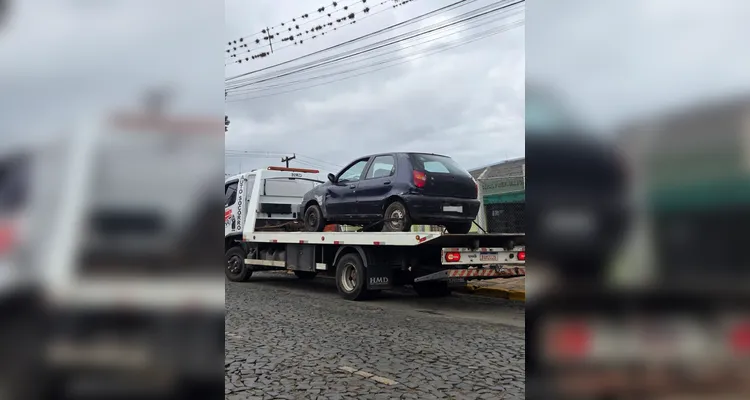 Veículo é flagrado com mais de R$ 38 mil em multas em Ponta Grossa