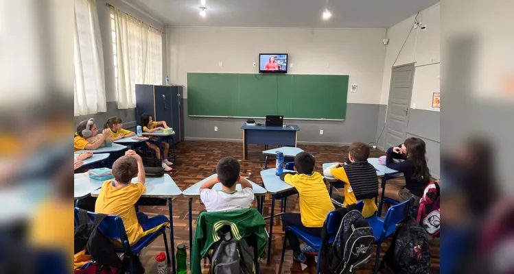 Confira algumas das atividades realizadas pelos alunos do projeto com os materiais da parceria.
