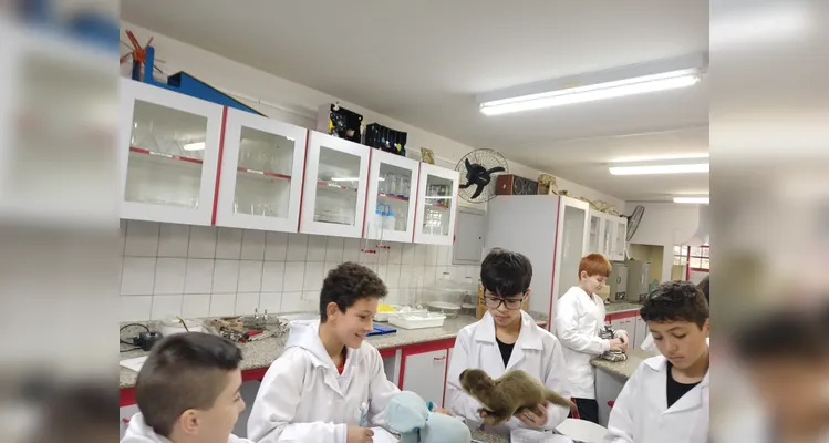 A experiência entusiasmou os alunos e tornou o aprendizado mais prazeroso e leve.