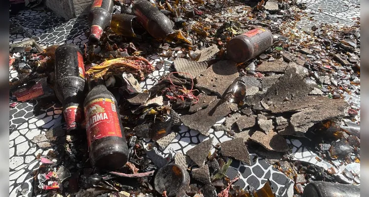 Veja a destruição causada pelo fogo no Clube Estância em Ponta Grossa