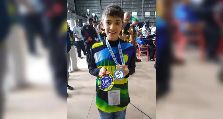 Atleta de Ponta Grossa é campeão mundial de Tiro com Arco Indoor