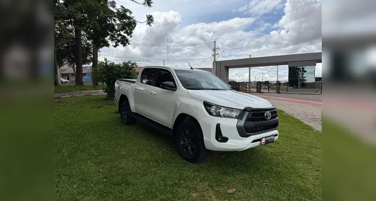 Empresa tem estoque diversificado de automóveis seminovos, com procedência garantida