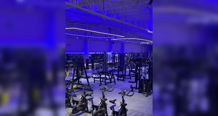 Conheça os planos da Slim e treine na academia mais completa de PG