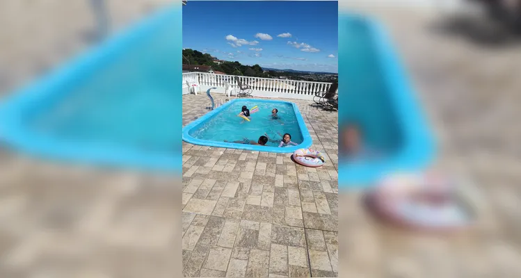 Grupo celebra mais de quatro décadas de amizade em Ponta Grossa