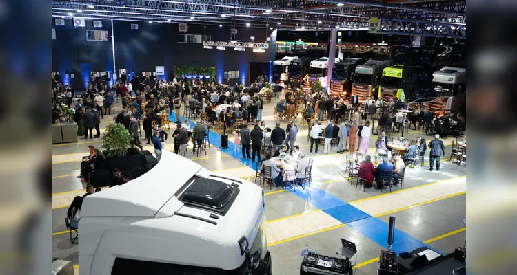 Coluna RC destaca a reinauguração da Cotrasa de Guarapuava