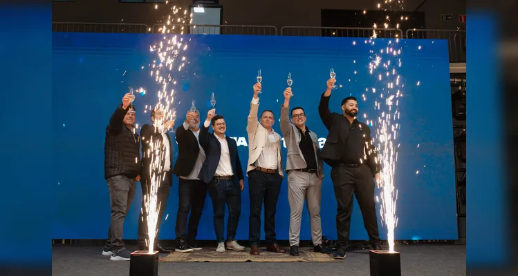 Coluna RC destaca a reinauguração da Cotrasa de Guarapuava