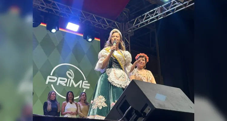 Influencer do Portal aRede é a nova rainha da Münchenfest