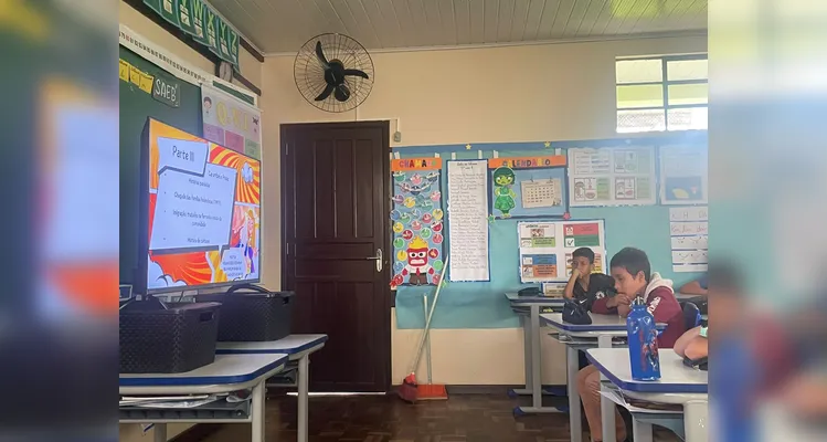 A classe realizou uma série de estudos e ações, entre elas a confecção de cartazes e a preparação de biscoitos.