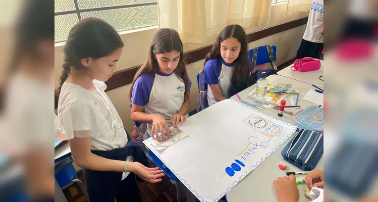 A classe realizou uma série de estudos e ações, entre elas a confecção de cartazes e a preparação de biscoitos.