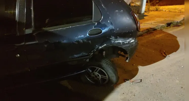 Confira imagens do capotamento registrado nesta noite na Rua Londrina