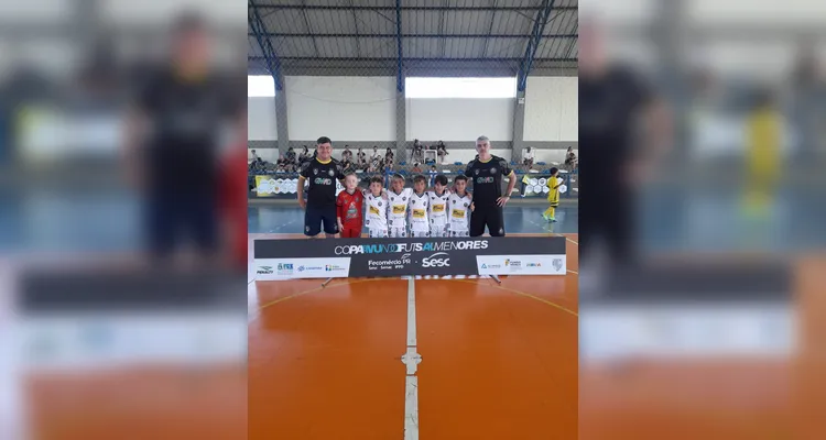 Time de Ponta Grossa decide Copa Mundo de Futsal Sub-7 contra o São Paulo