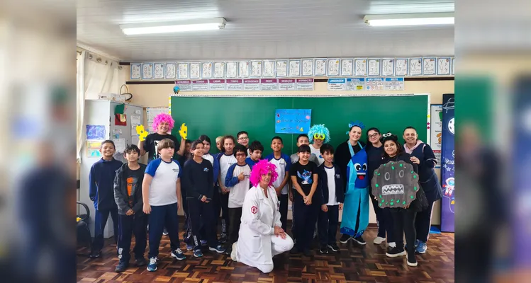 Os educandos participaram de palestras. teatro educativo e contaram com a videoaulas especial do Vamos Ler para iniciar os trabalhos.