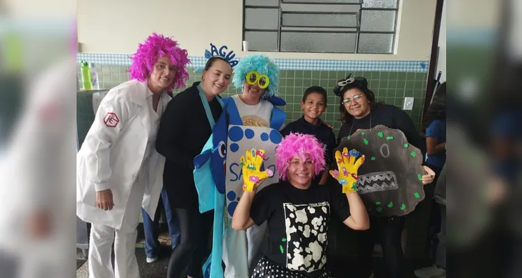 Os educandos participaram de palestras. teatro educativo e contaram com a videoaulas especial do Vamos Ler para iniciar os trabalhos.