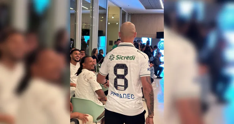 Coluna RC destaca cerimônia de lançamento dos novos uniformes do Operário Ferroviário