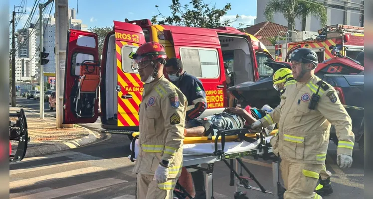 Veja imagens de acidente que deixou três feridos na Vila Estrela