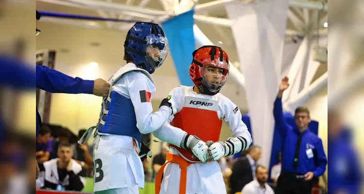 Professor de Ponta Grossa é eleito melhor técnico na categoria infantil de Taekwondo