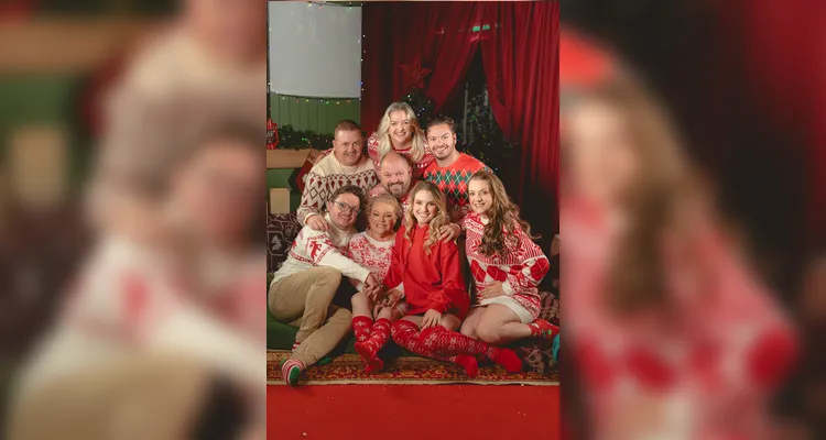 Natal é tempo de encontro, de mãos que se entrelaçam, de famílias que se reúnem, de afetos que se fortalecem.