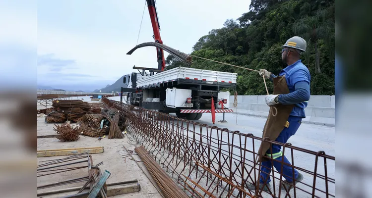 Ponte de Guaratuba chega a 80% de execução e obras seguem em ritmo acelerado