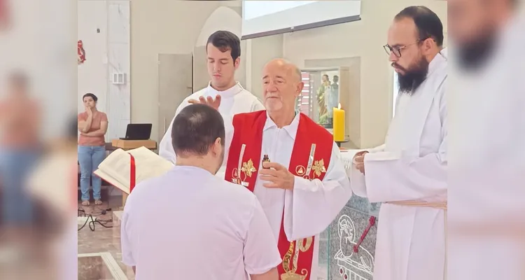 Polícia Penal promove reintegração social por meio de sacramentos religiosos em PG