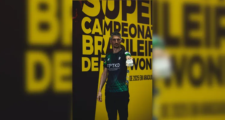 Professor de Ponta Grossa é eleito melhor técnico na categoria infantil de Taekwondo