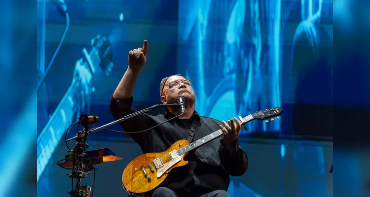 Paralamas do Sucesso fecharam a primeira noite do último fim de semana de shows do festival