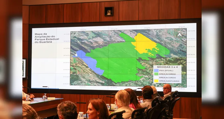 Lideranças estiveram reunidas para debater o projeto.