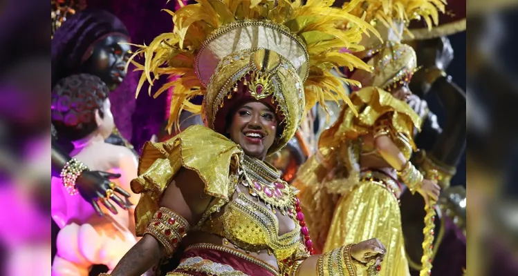 Império de Casa Verde desfila no Sambódromo da Anhembi