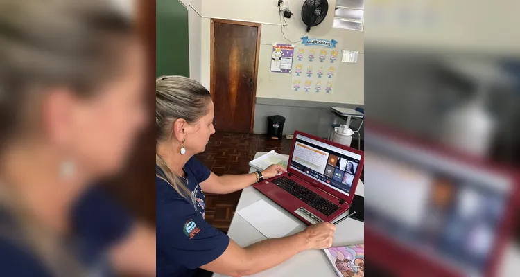 A formação tem o objetivo de preparar os educadores para o desenvolvimento das atividades com os alunos.