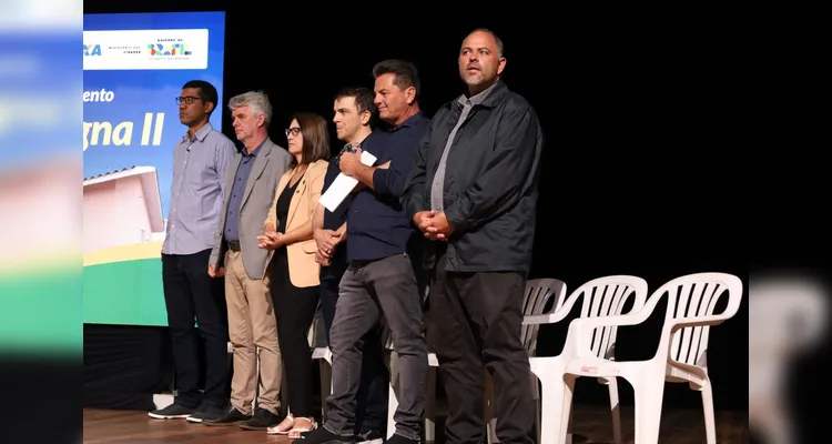 Lideranças estaduais, como o deputado Artagão Junior, estiveram no evento.