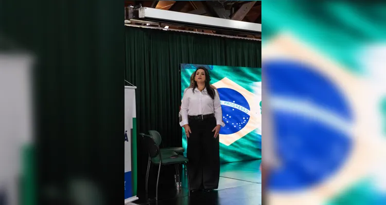 Elisangela Pedroso, prefeita de Carambeí.