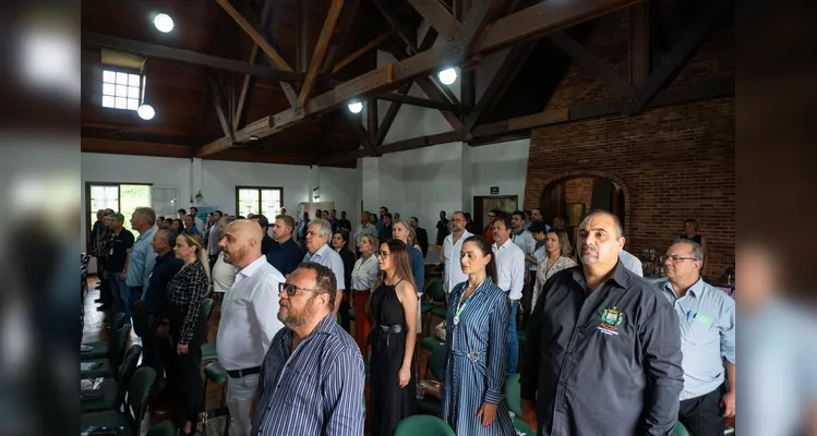 Encontro reuniu lideranças para debater o desenvolvimento econômico.