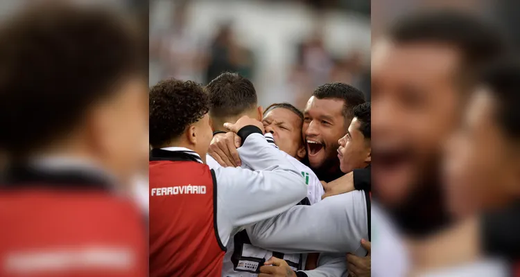 Debaixo de chuva, Operário e Maringá FC ficam no empate