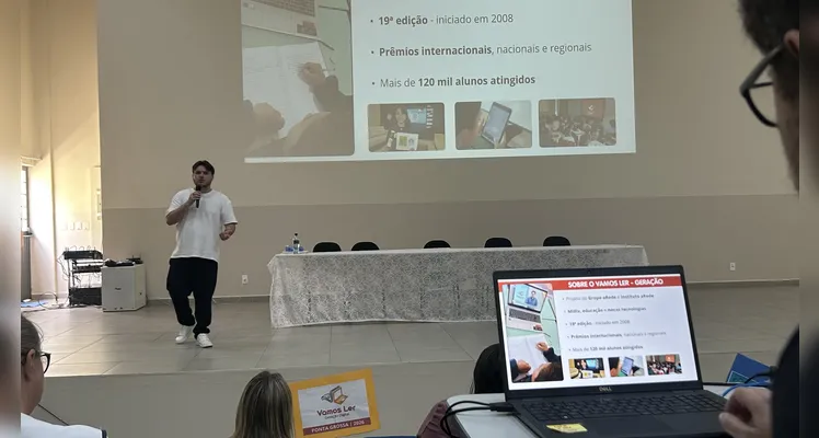 A formação reuniu mais de uma centena de participantes e detalhou os principais conceitos do Vamos Ler.