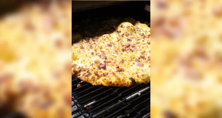 Pizzas são elaboradas com ingredientes selecionados