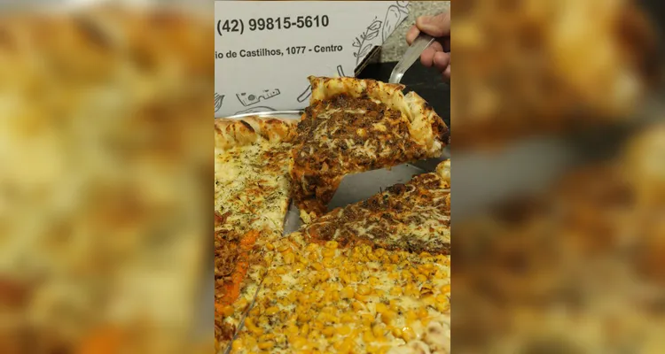 Pizzas são elaboradas com ingredientes selecionados