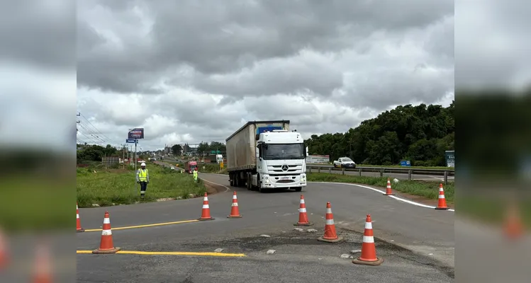 Concessionária anuncia medida para evitar congestionamento em obras na BR-376 em PG