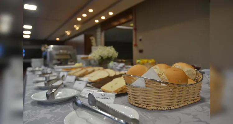 Hotel disponibiliza grande variedade de produtos da mais alta qualidade no café da manhã