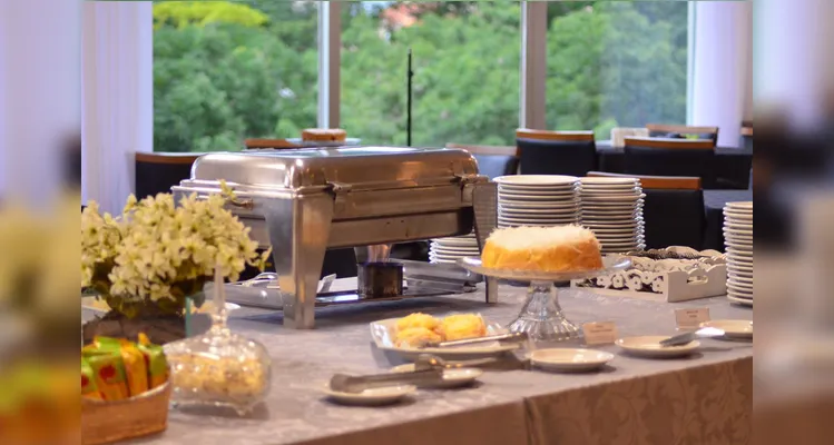 Hotel disponibiliza grande variedade de produtos da mais alta qualidade no café da manhã