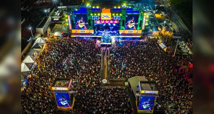 Confira as imagens dos shows do Verão Maior Paraná desta noite