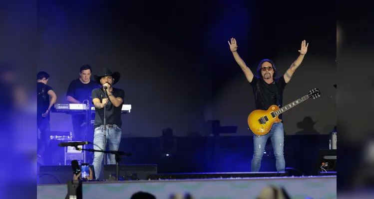 Shows sertanejos reúnem mais de 159 mil pessoas no Litoral do Paraná