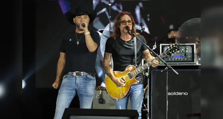 Shows sertanejos reúnem mais de 159 mil pessoas no Litoral do Paraná