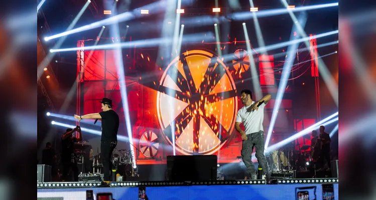 Shows levam 32 mil pessoas ao Verão Maior em Pontal do Paraná; confira os registros