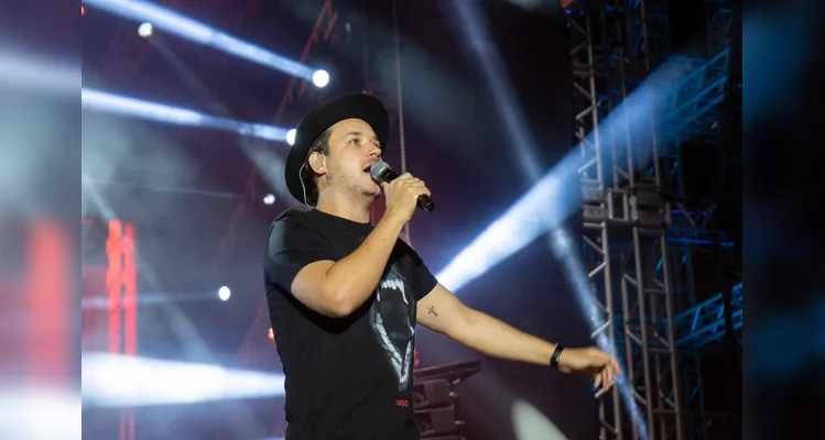 Shows levam 32 mil pessoas ao Verão Maior em Pontal do Paraná; confira os registros